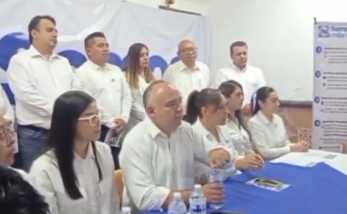 Lupita Leal inicia campaña por la dirigencia municipal del PAN en Puebla