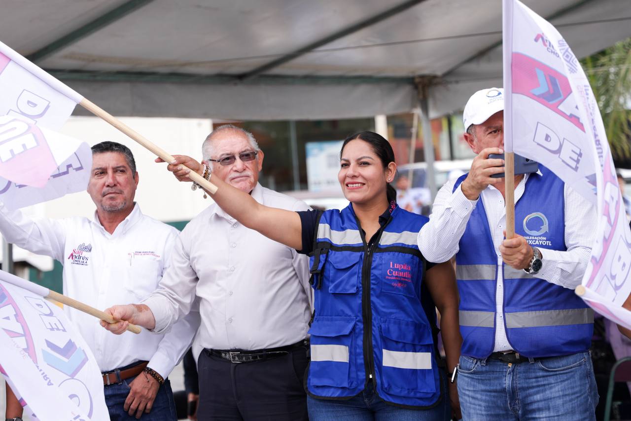 Inicia Lupita Cuautle rehabilitación de avenida Orión Norte en la Delegación Atlixcáyotl