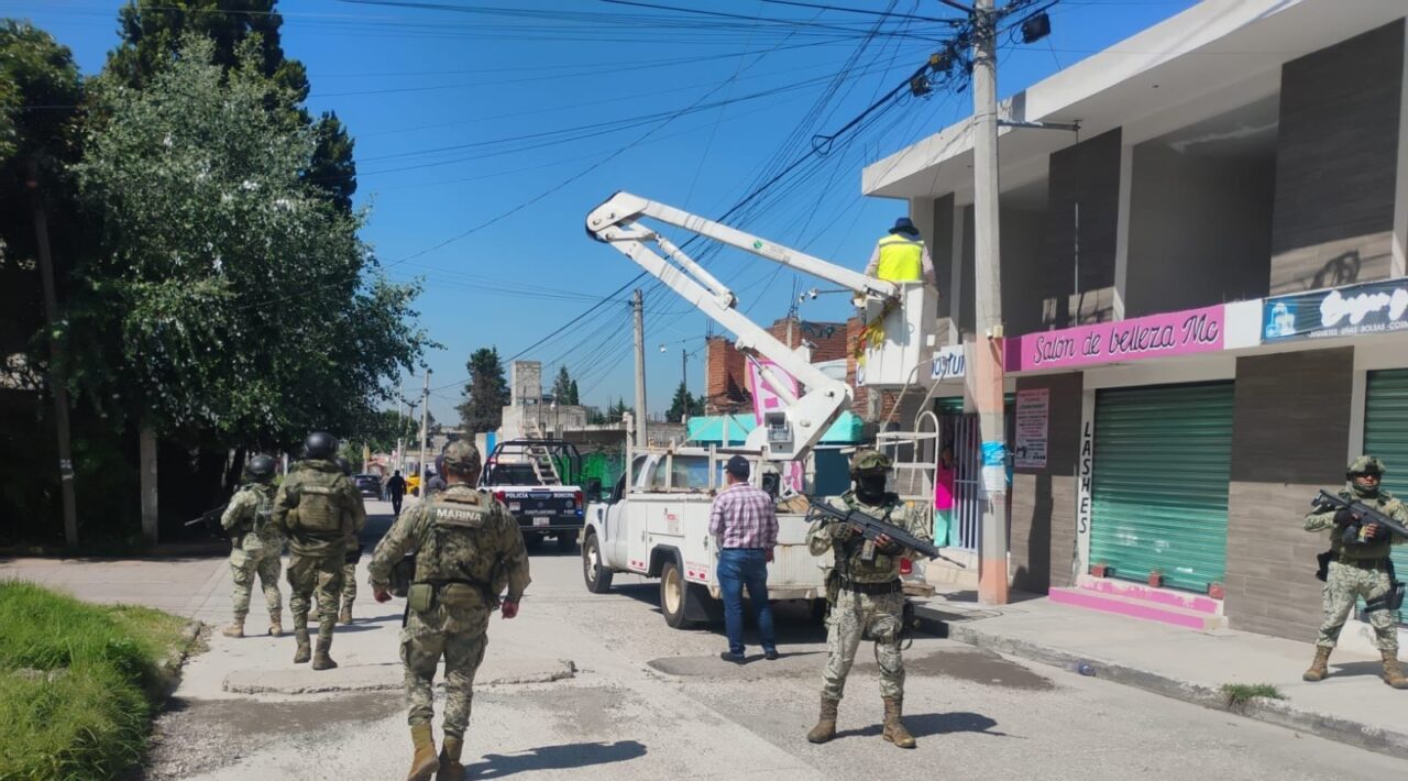 MARINA, SEDENA, Policía Estatal y Municipal desarticulan equipos de video vigilancia no autorizados en Cuautlancingo