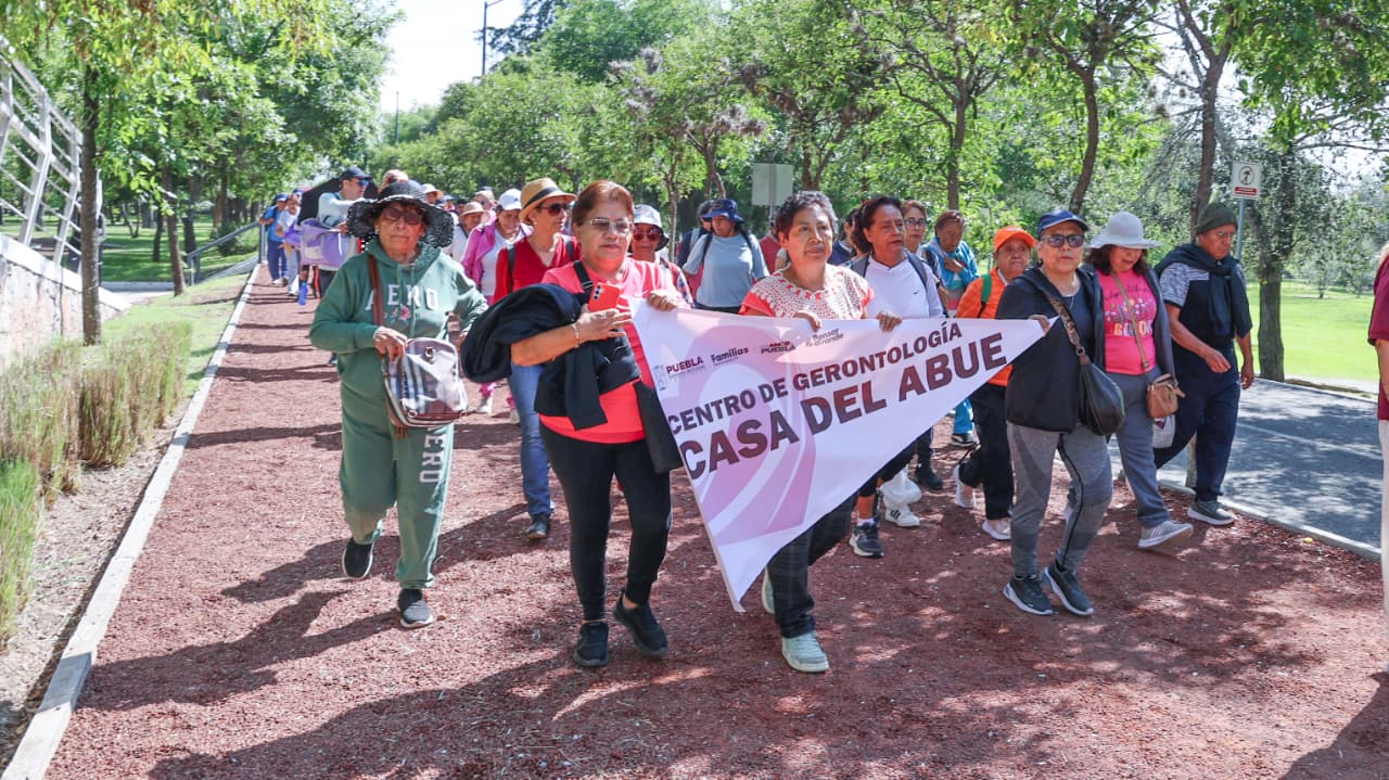 SEDIF realiza caminata para Abuelitas y Abuelitos