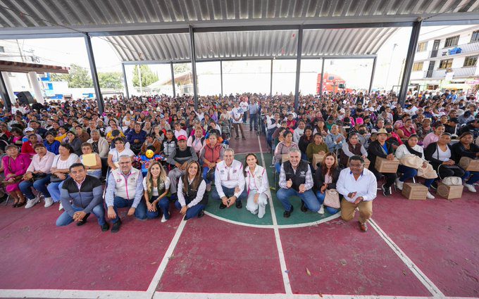 Entregan Pepe Chedraui y MariElise Budib apoyos alimentarios en juntas auxiliares