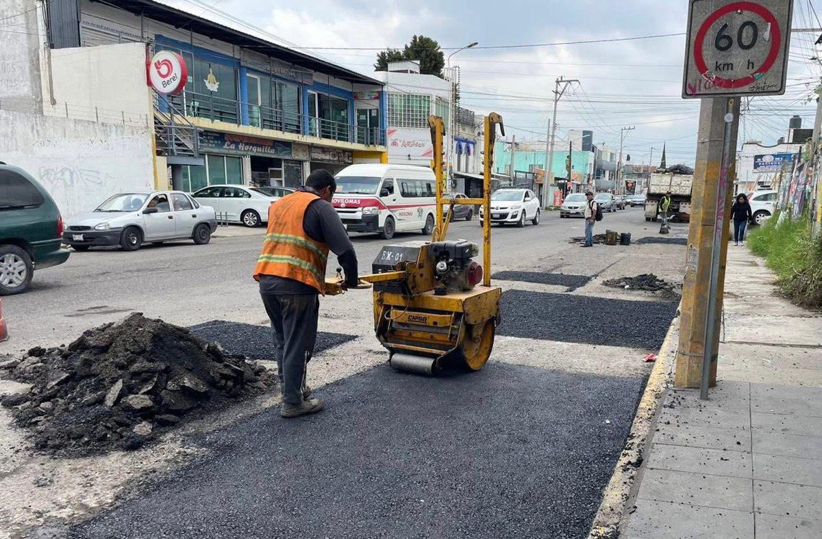 Campaña Capitalina Bacheando Puebla es permanente: el Gobierno de la Ciudad fortalece el mantenimiento vial