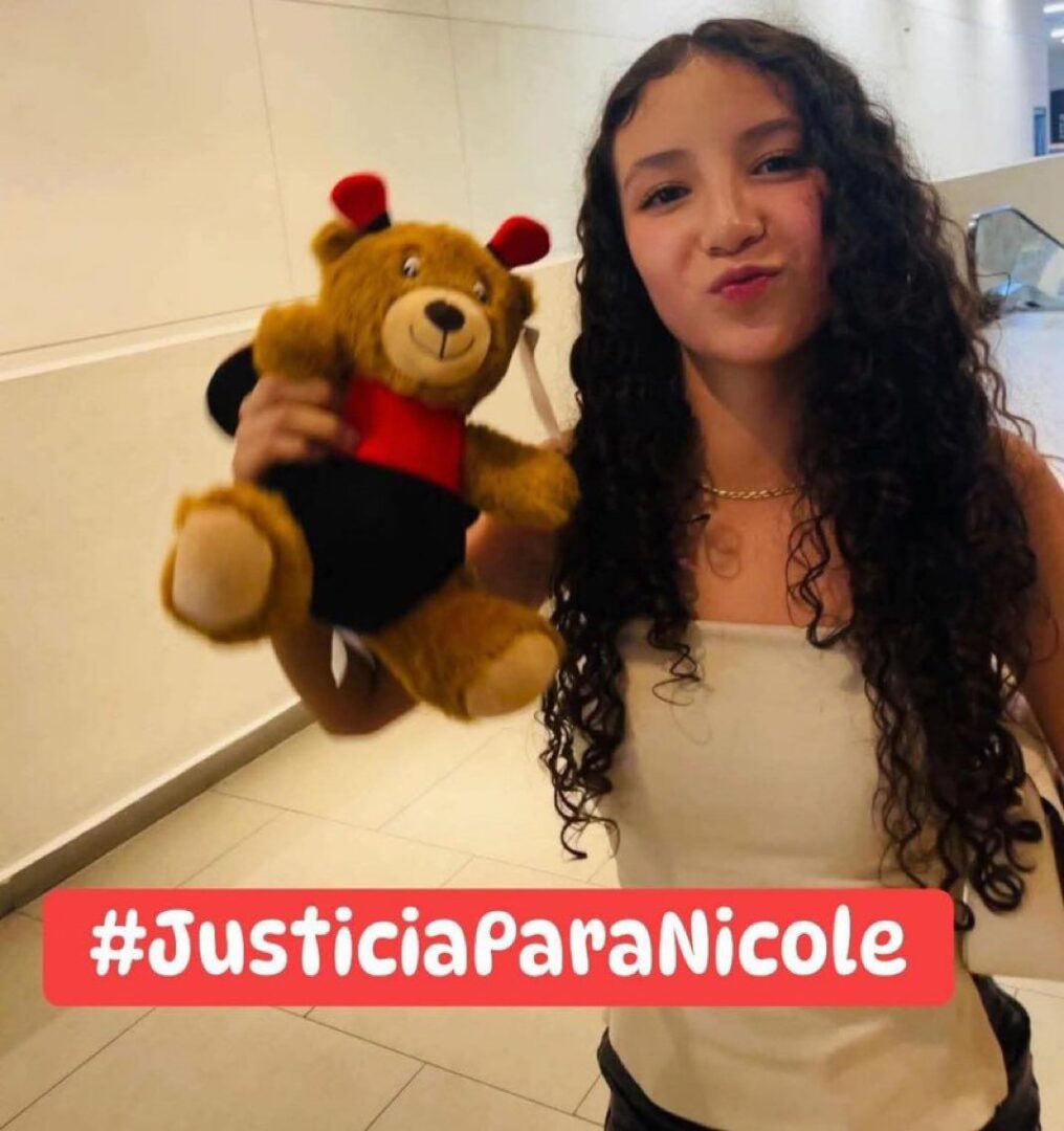 Presentan en el Congreso la «Ley Nicole» para regular cirugías plásticas en menores tras tragedia en Durango