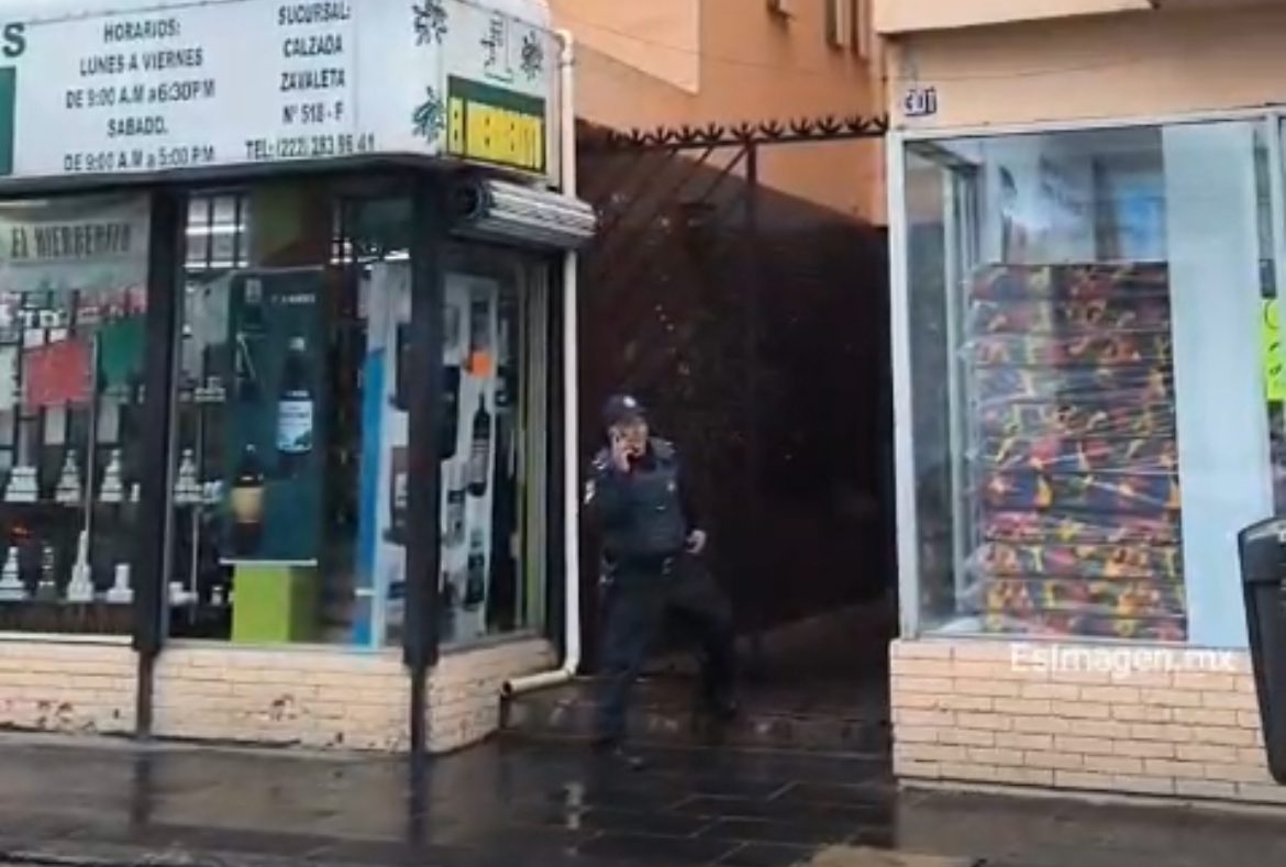 Dos personas fallecen por intoxicación con monóxido de carbono en el centro de Puebla