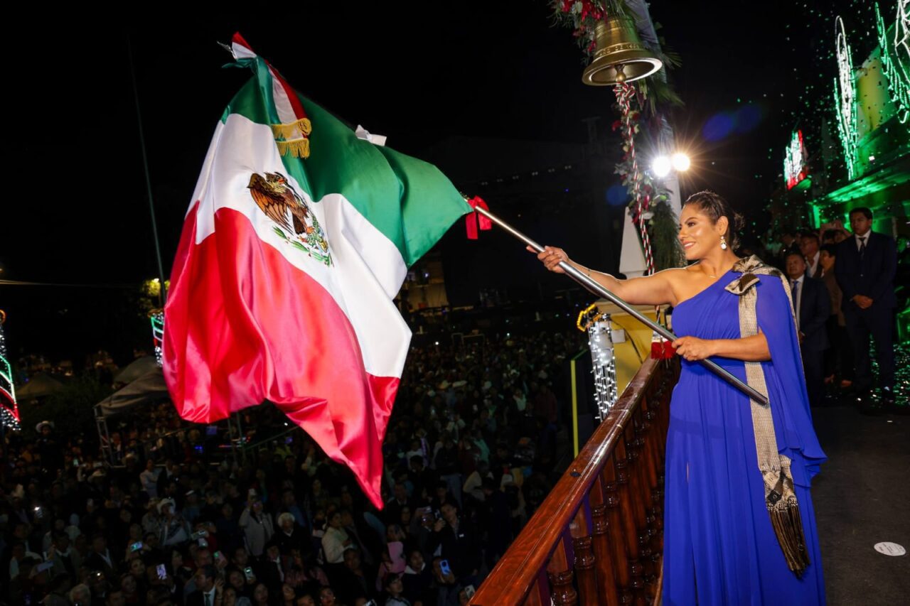 Con orgullo mexicano y unión familiar Lupita Cuautle celebra las fiestas patrias en San Andrés Cholula
