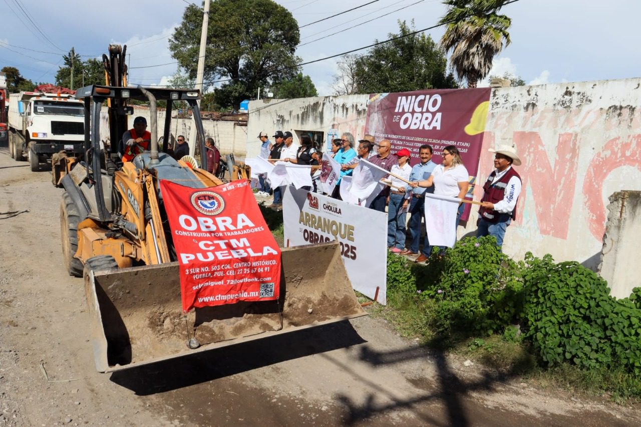 Gobierno de Tonantzin Fernández continúa rehabilitando vialidades en todo San Pedro Cholula