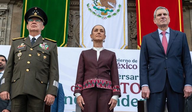 Ninguna injerencia es posible en nuestra Patria: Presidenta en Desfile Cívico Militar por el 215 Aniversario del Grito de la Independencia