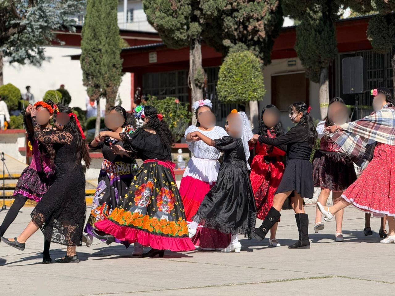 La Secretaría de Bienestar fortalece valores y tradiciones en la comunidad escolar