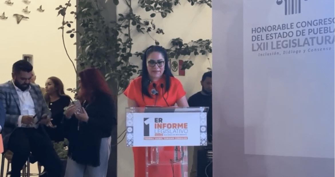 Fedrha Suriano Corrales presenta primer informe de labores en Puebla