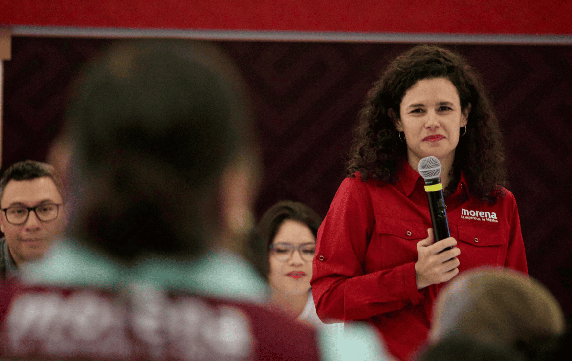 Luisa Alcalde ironiza sobre el “relanzamiento” del PAN: “Las mismas caras, solo sin azul”