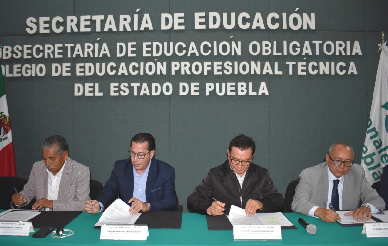 Estrechan lazos de colaboración Conalep y Universidad Tecnológica de Tehuacán