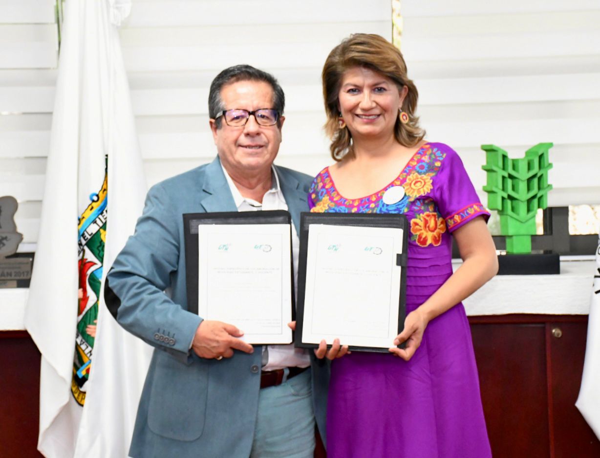 UTH y UTXJ firman convenio de colaboración