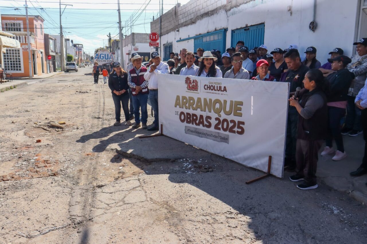 “Seguiremos dignificando las vialidades de todo San Pedro Cholula”: Tonantzin Fernández