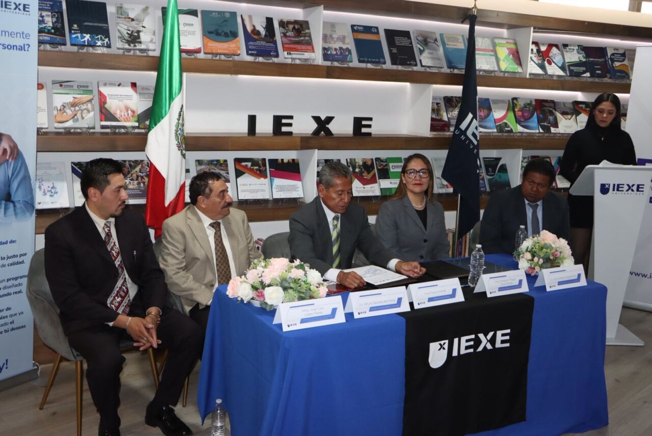 CECSNSP e IEXE Universidad firman convenio de colaboración
