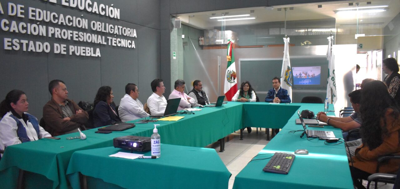 Conalep Puebla impulsa optimización de aprovechamiento académico