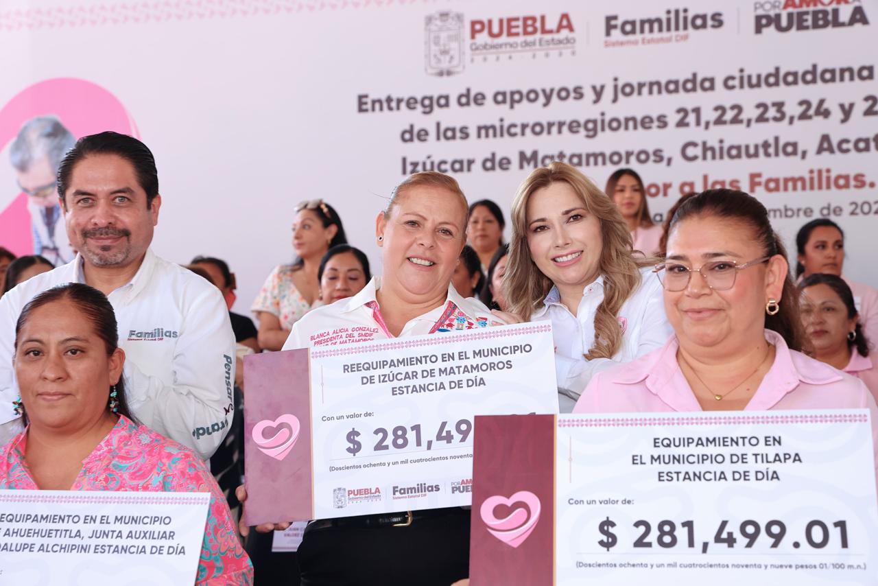 Con sensibilidad y empatía, SEDIF entrega apoyos por 32 mdp a familias para una vida digna