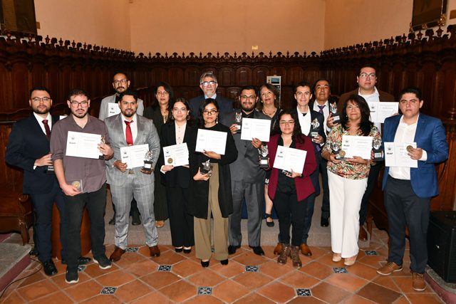 Se entrega Premio a la Mejor Tesis de Posgrado BUAP 2025