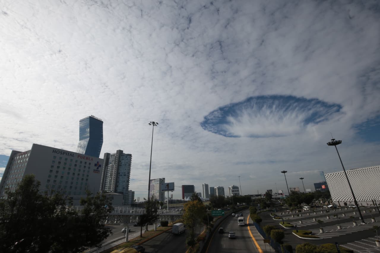 ¿Por qué lució aborregado y con un agujero circular el cielo de Puebla este 12 de noviembre?
