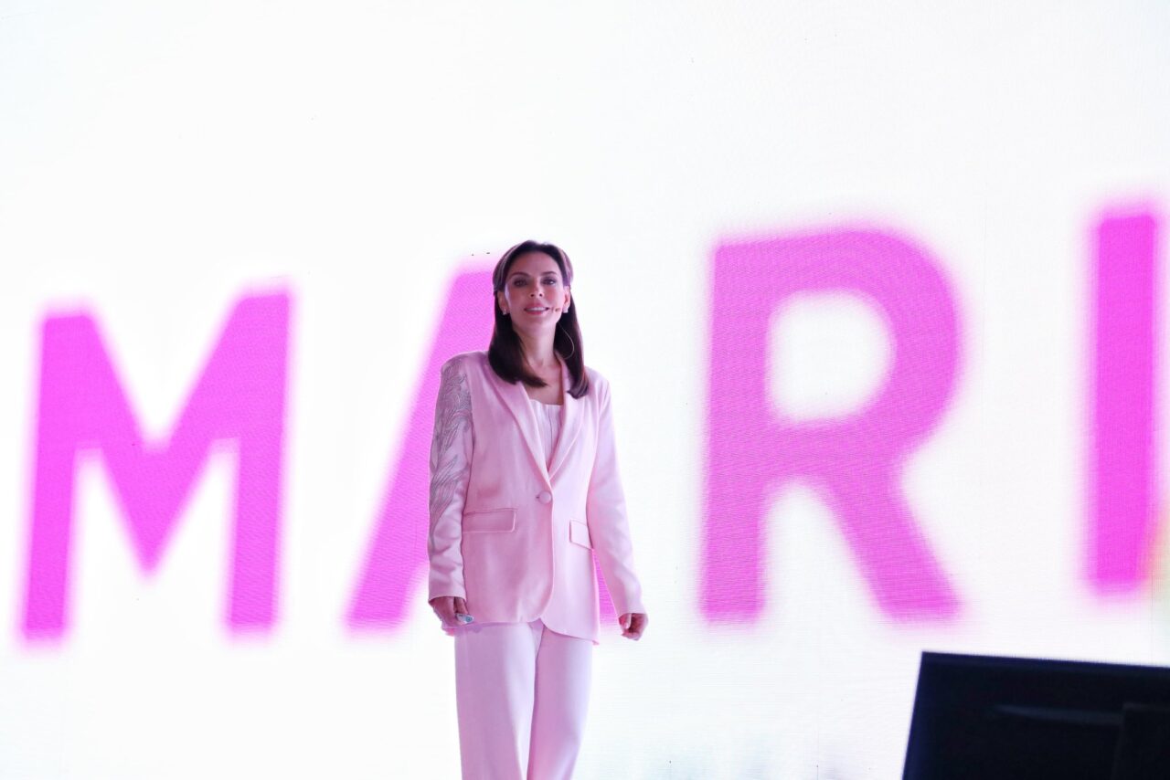 Reporta Mari Elise Budib más de 100 mil atenciones en su primer informe anual del DIF Municipal de Puebla