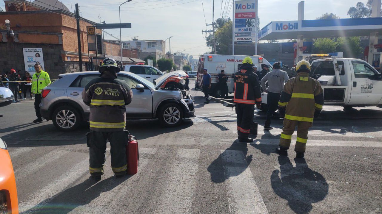 Accidente en la Colonia El Carmen deja seis heridos tras choque entre auto y Ruta 11