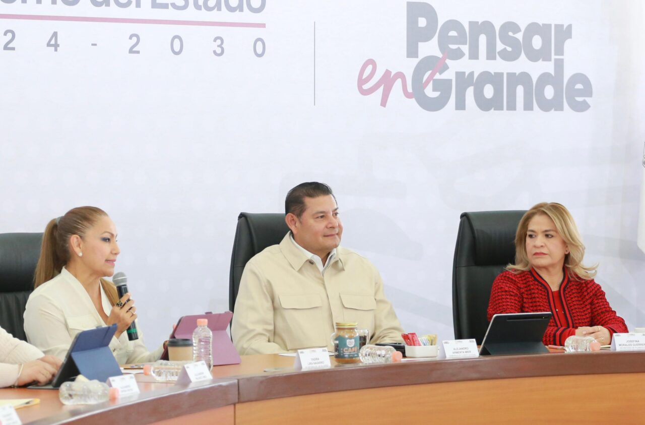 Puebla cuenta con mujeres extraordinarias, que transforman con dedicación y esfuerzo: Yadira Lira