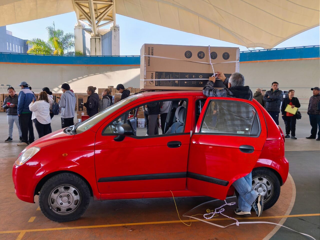 Avanza entrega de apoyos a la vivienda para policías