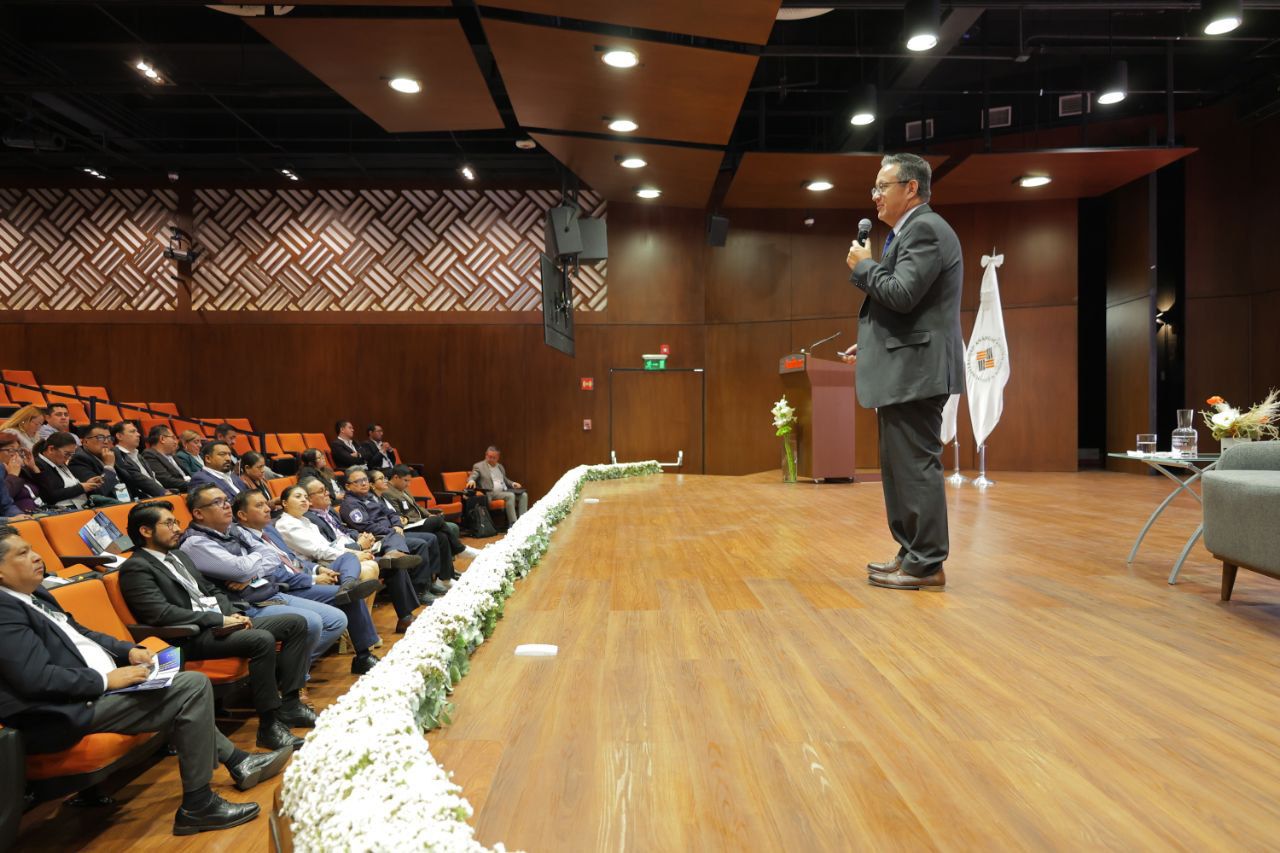 Intercambio de experiencias en materia tecnológica fortalecen la seguridad en Puebla