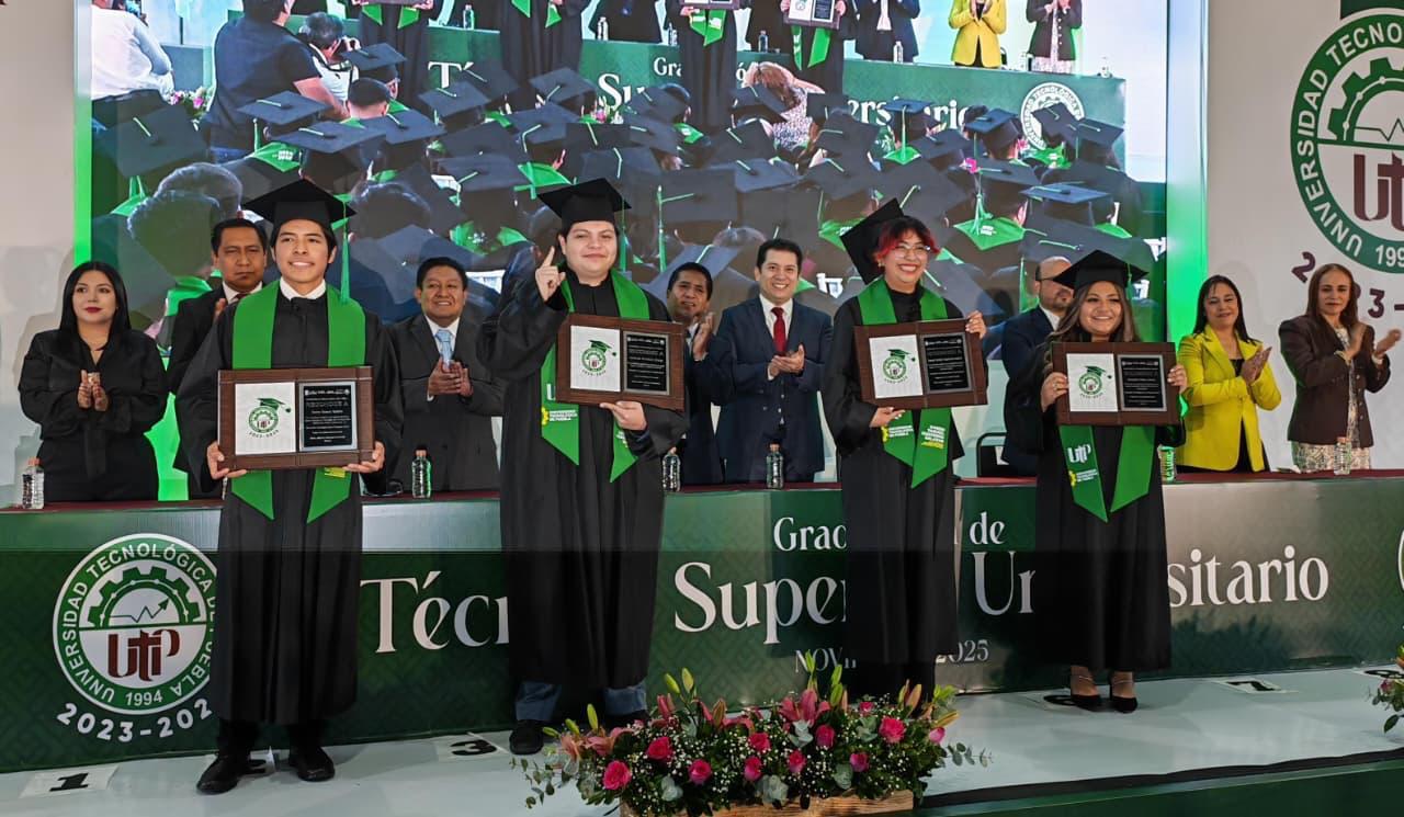 Celebra UTP la graduación mil 435 nuevos Técnicos Superiores Universitarios