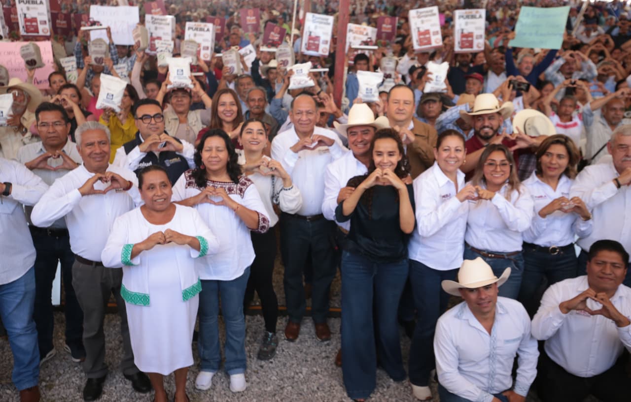 Sierra norte se mantiene de pie con apoyos para transformar el campo en Xicotepec y Huauchinango