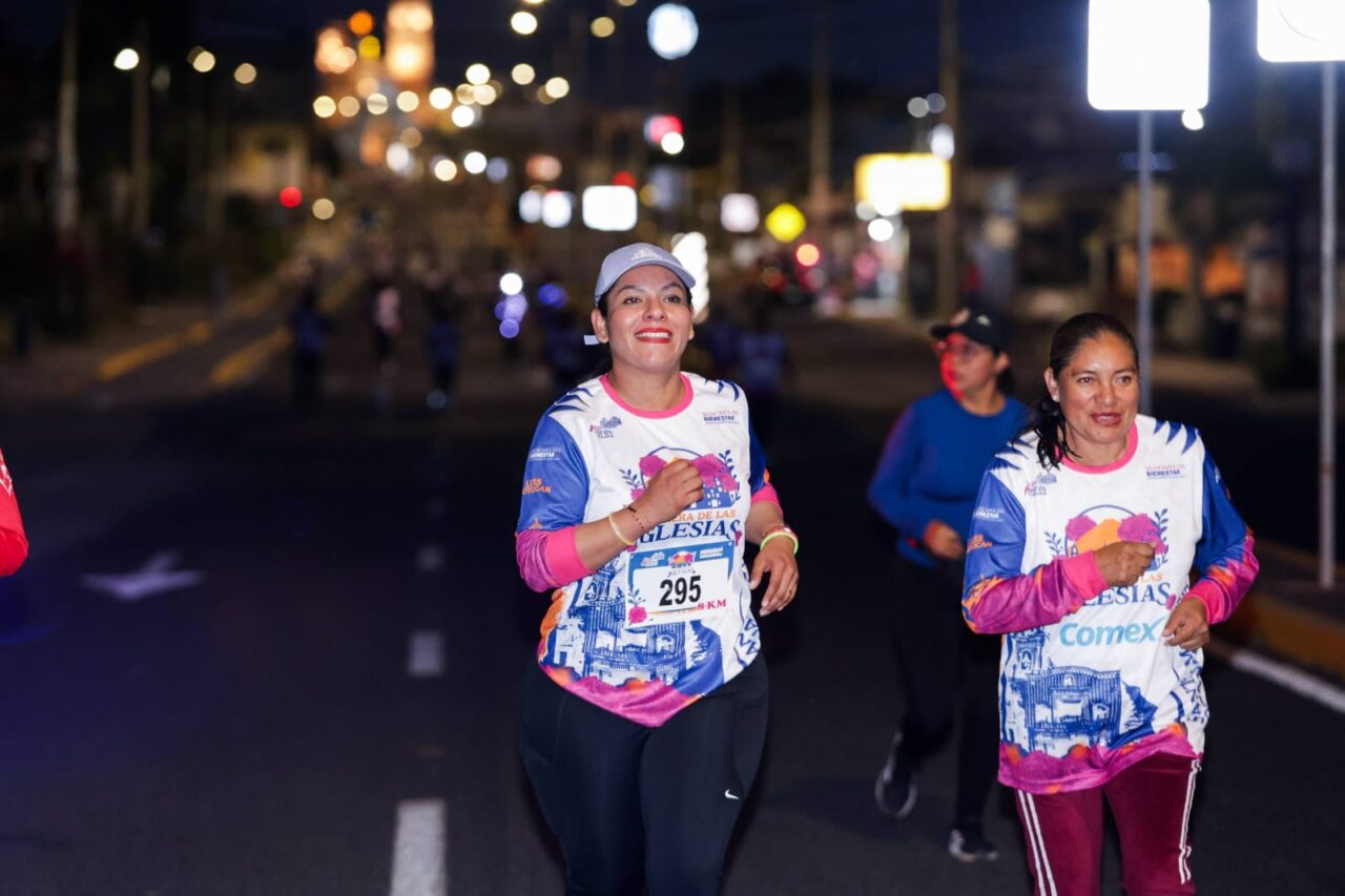 Impulsa Lupita Cuautle el deporte y la convivencia familiar con la primera edición de la Carrera de las Iglesias 2025