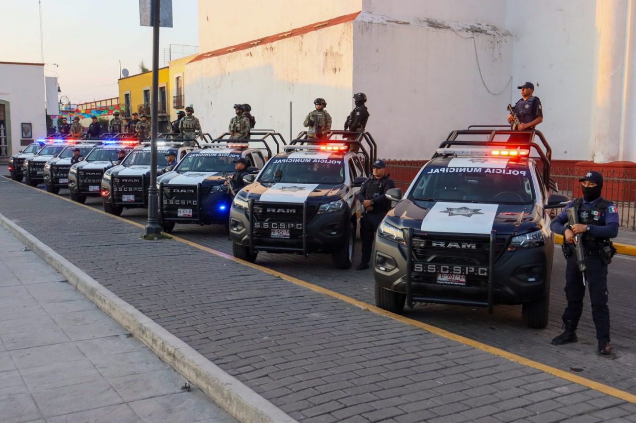 Tonantzin Fernández refrenda su compromiso con la seguridad con la entrega de nuevas patrullas