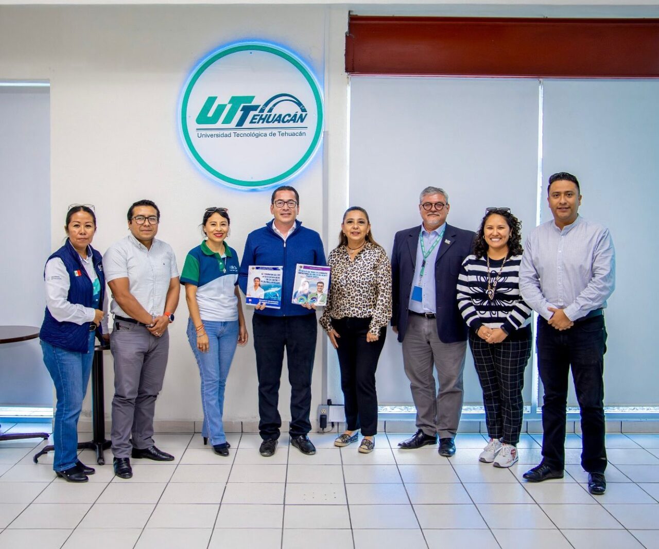 UTTehuacán presenta libro sobre sustentabilidad empresarial