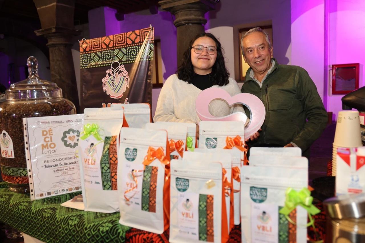 La SADR junto a DIF Estatal fortalecen el consumo del café poblano