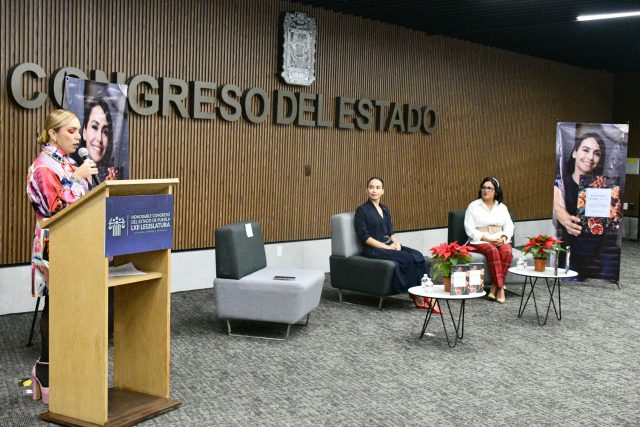 Realiza Congreso feria de servicios de salud y presentación de libro 