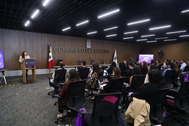 Realizan en el Congreso Primer Parlamento Estatal de Mujeres Jóvenes