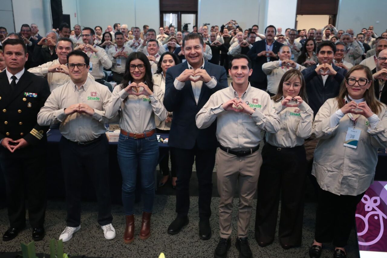 Con cumbre deportiva SINADE, cierra con broche de oro año de exitosa alianza CONADE-Puebla