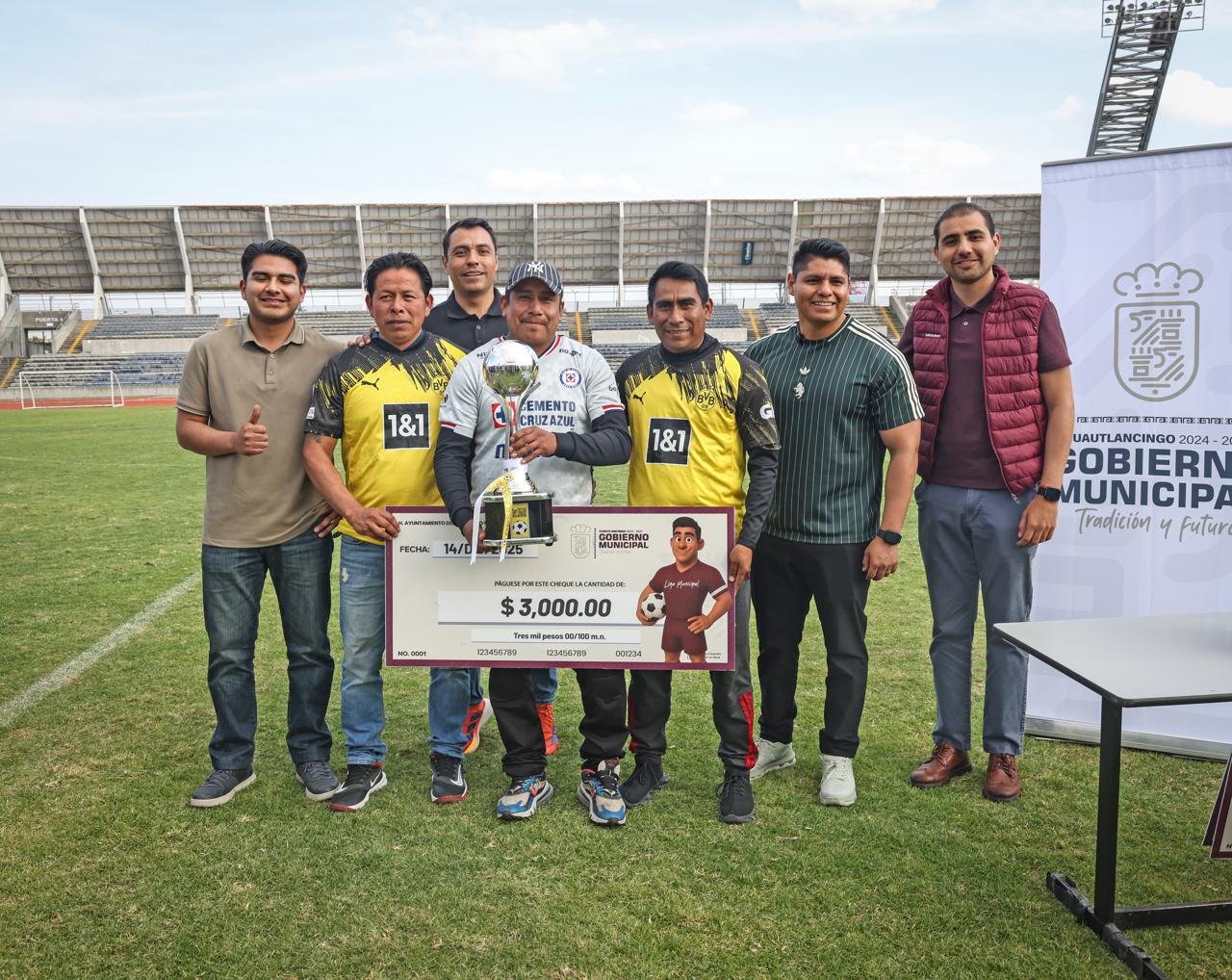 Omar Muñoz preside final de la “Liga Municipal de Futbol”