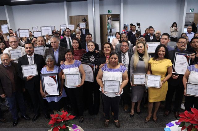 Entrega Congreso del Estado Galardones y Reconocimientos al Mérito Turístico, a figuras clave del sector