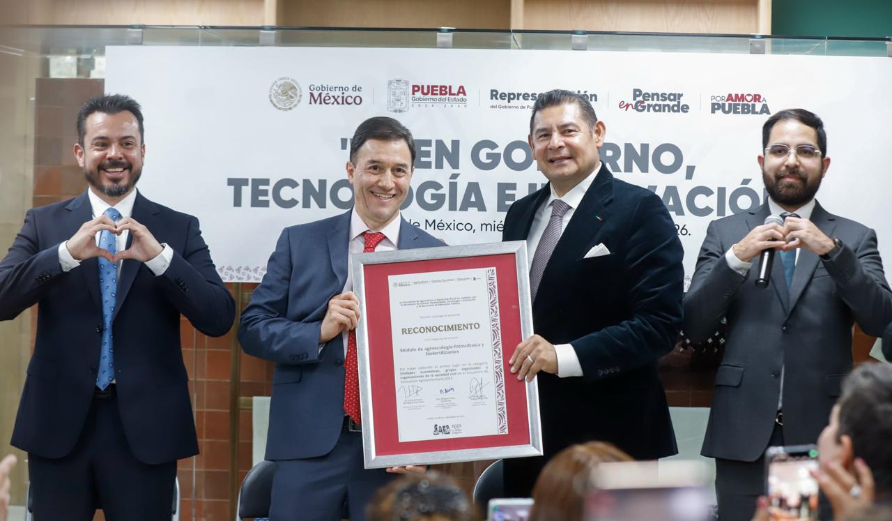 Puebla impulsa justicia energética y desarrollo tecnológico