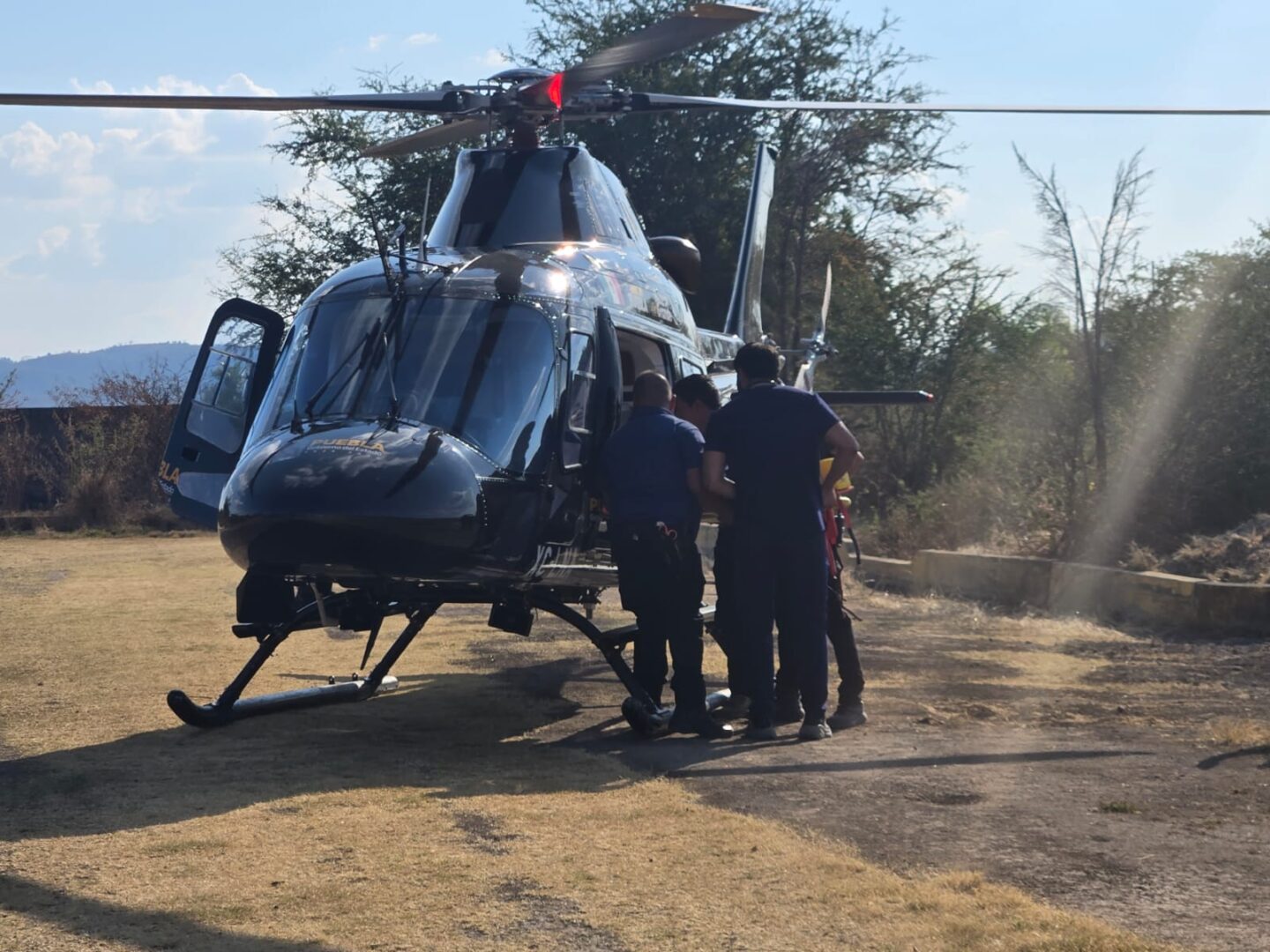 Para atención médica especializada, Gobierno de Puebla activa traslado aéreo desde Morelos