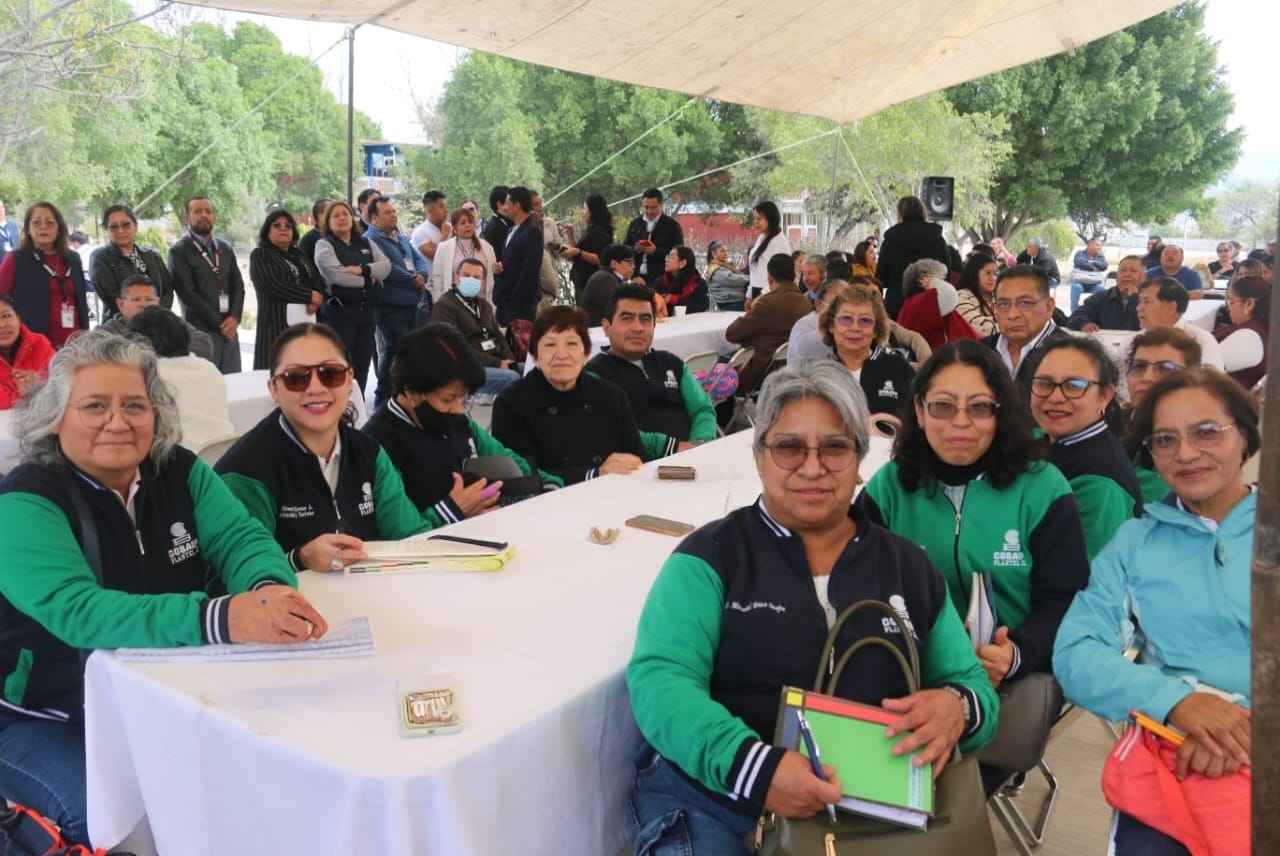 Impulsa COBAEP excelencia académica con Reuniones Estatales de Academia