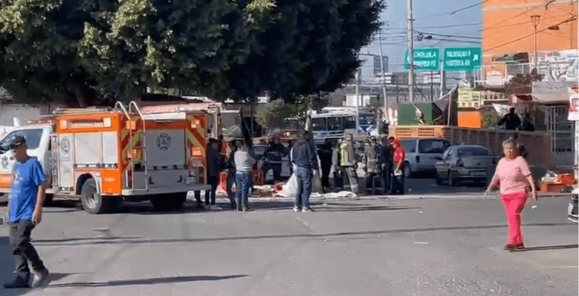Explosión por fuga de gas en puesto de tacos deja 17 lesionados en Agua Santa, Puebla