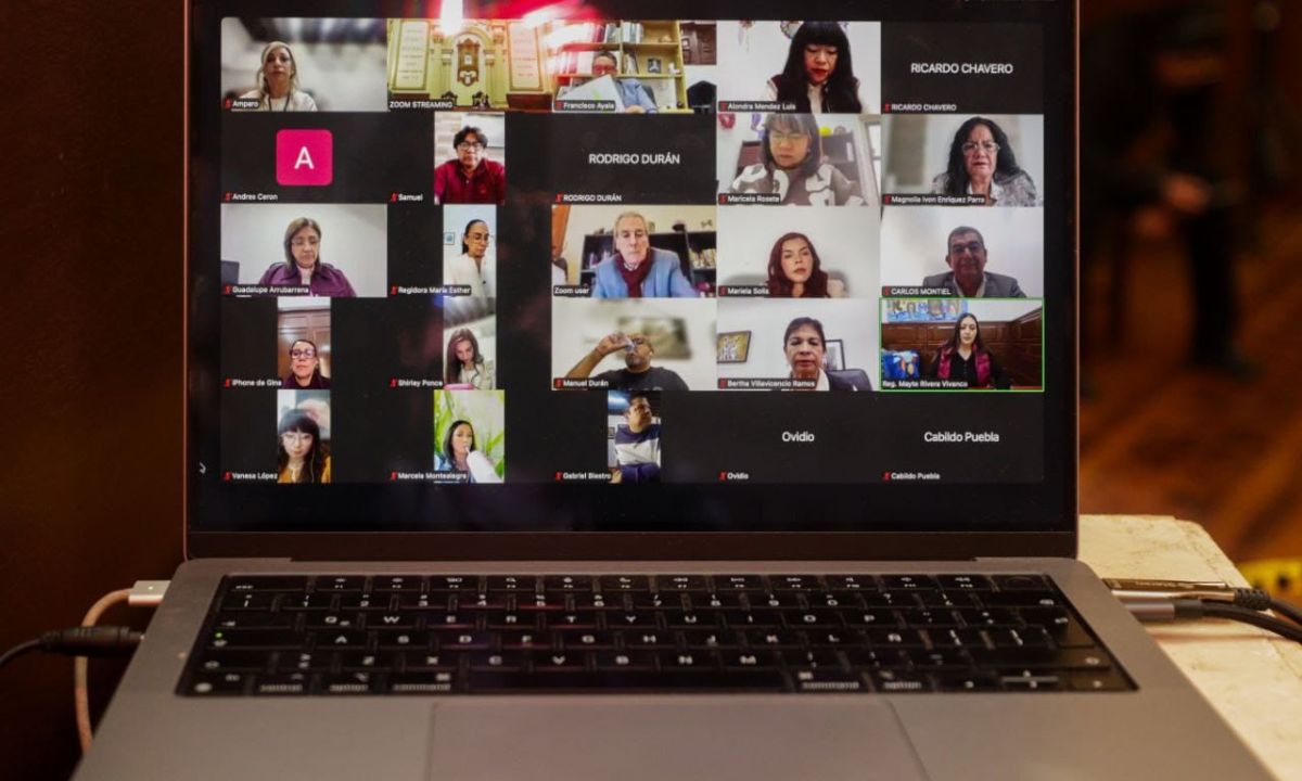 Aprueba Cabildo especificaciones en documentación oficial del Ayuntamiento de Puebla