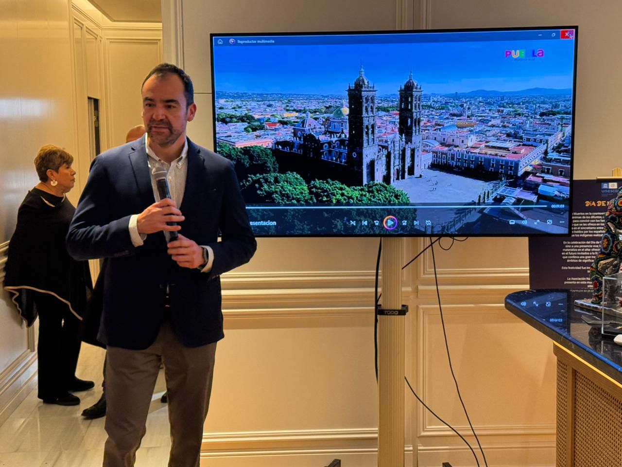 Promueve gobierno de Pepe Chedraui a la ciudad de Puebla en España 