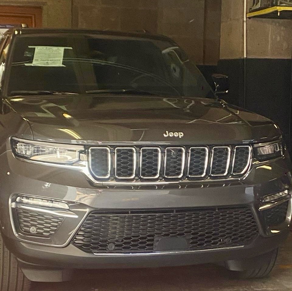 Las Cherokee de lujo para la SCJN fueron por ahorro, y seguridad: Sheinbaum