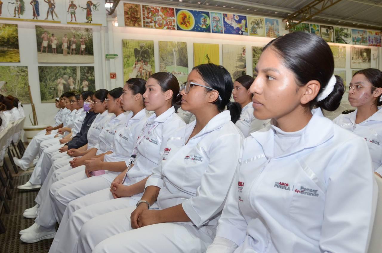 Realiza USEP curso de inducción a campos clínicos de enfermería