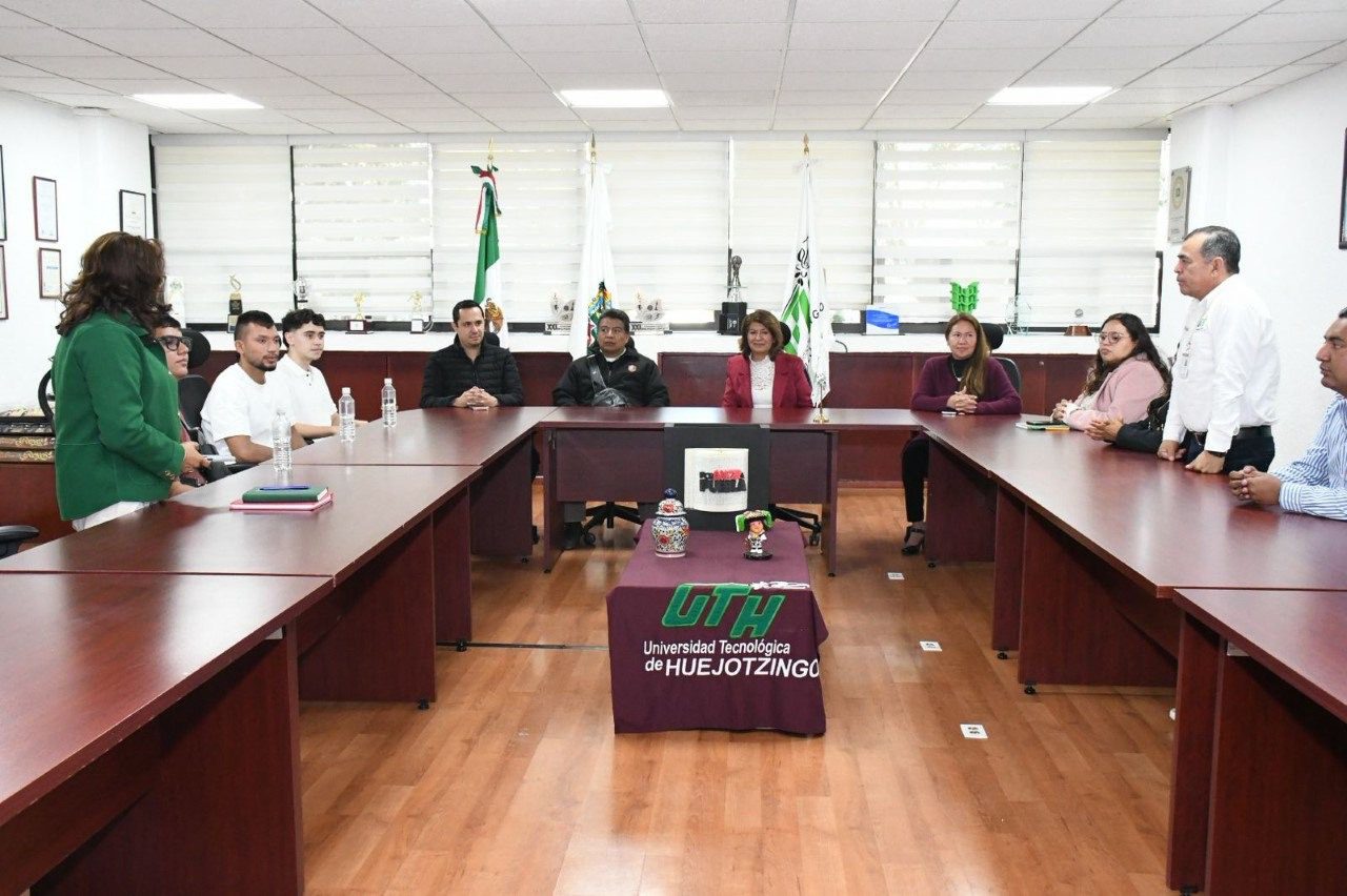 Fortalece UTH intercambios internacionales con la incorporación de estudiantes colombianos