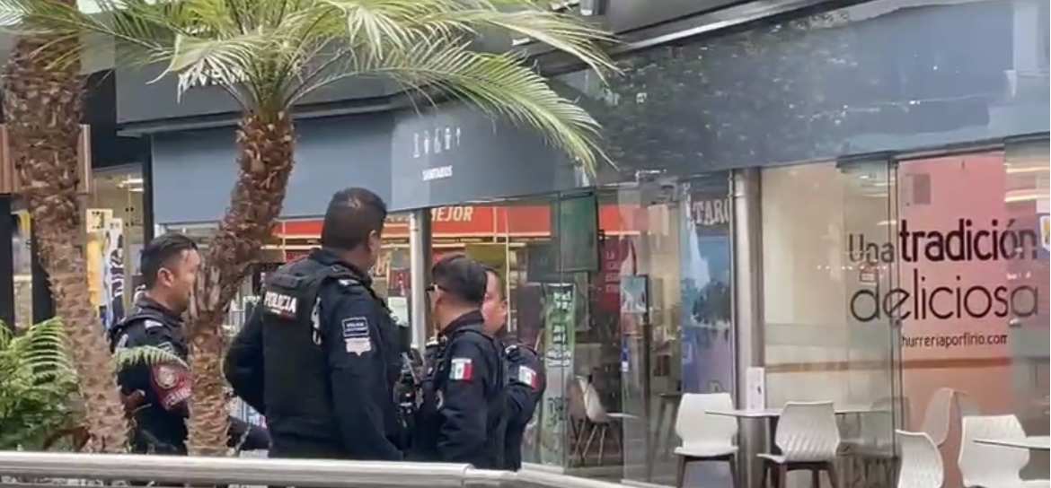 Asalto armado a joyería en Plaza Triángulo de las Ánimas genera pánico