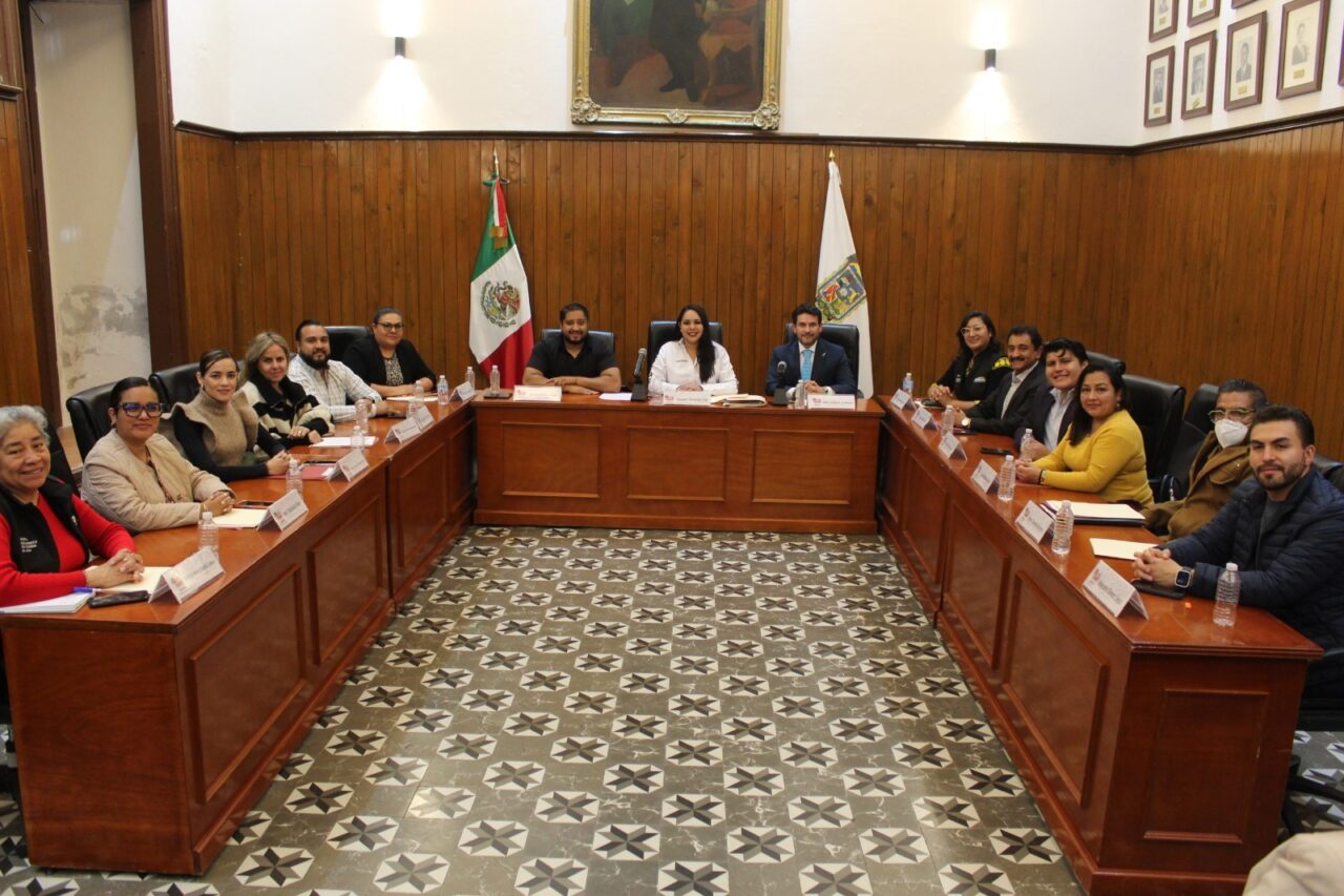 Con nuevos lineamientos, Tonantzin Fernández refuerza la atención ciudadana en los Miércoles del Pueblo