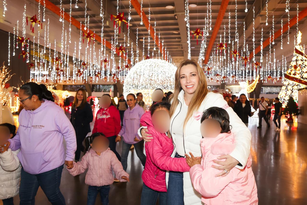 Menores de casas de asistencia SEDIF conviven con alegría en Festival Navideño #PorAmorAPuebla